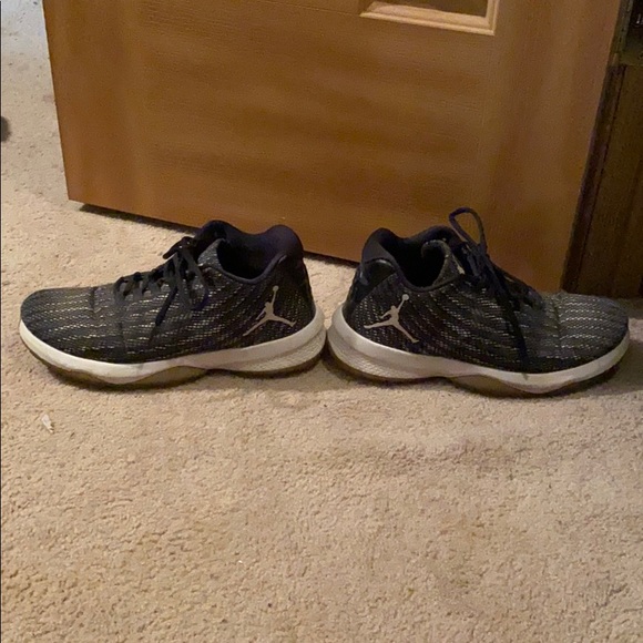 Jordan’s - Picture 3 of 6